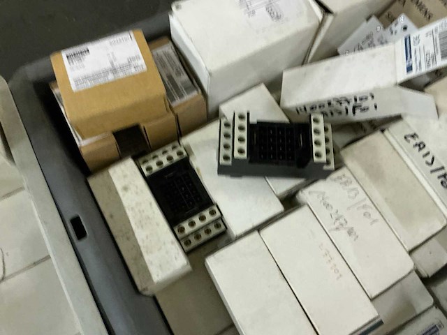 Partij diverse industriële elektro - afbeelding 10 van  11