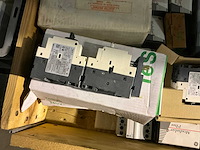 Partij diverse industriële elektro - afbeelding 6 van  10