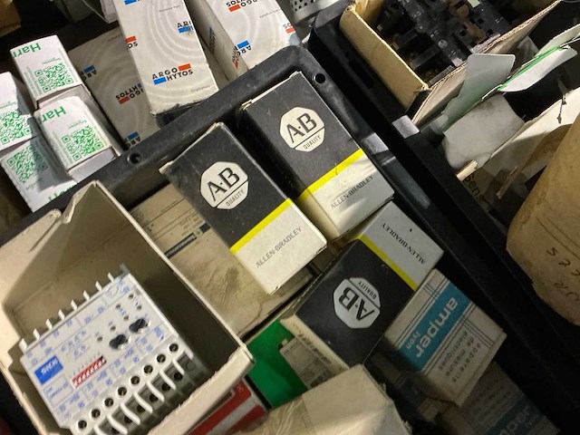 Partij diverse industriële elektro - afbeelding 5 van  11