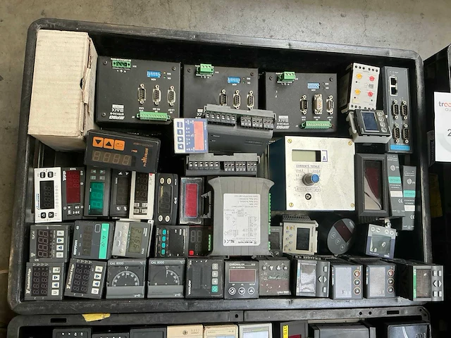 Partij diverse industriële elektrotechniek & pneumatiek - afbeelding 8 van  12