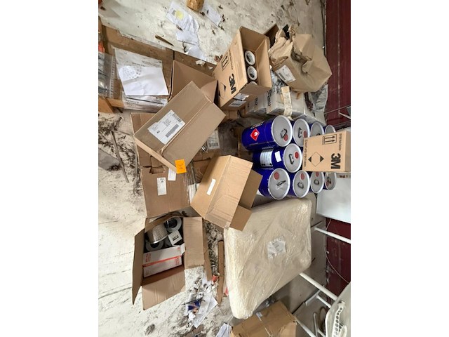 Partij diverse industriële verbruiksgoederen + toebehoren - afbeelding 12 van  17