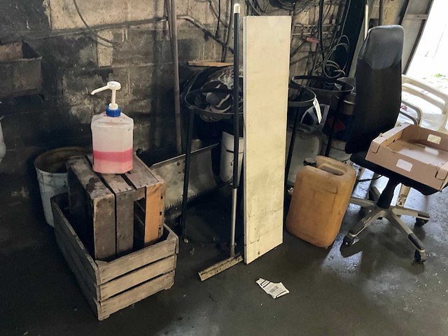 Partij diverse inhoud - afbeelding 6 van  8