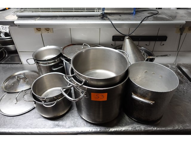 Partij diverse inox kookpotten/pannen - afbeelding 1 van  4