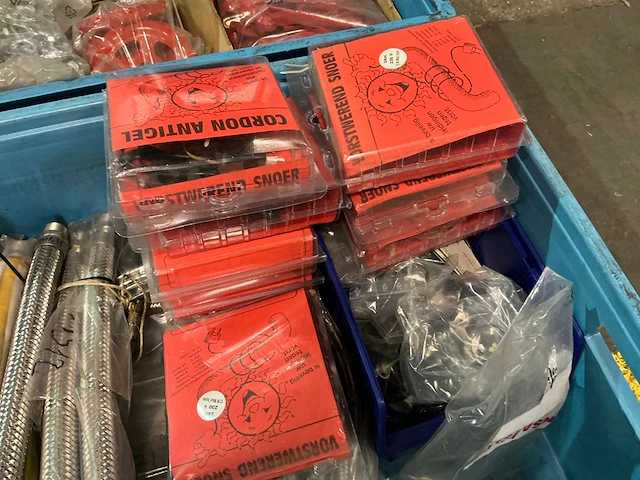 Partij diverse installatie materialen - afbeelding 7 van  10