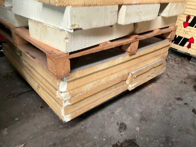 Partij diverse isolatie panelen iko in diverse diktes - afbeelding 2 van  4