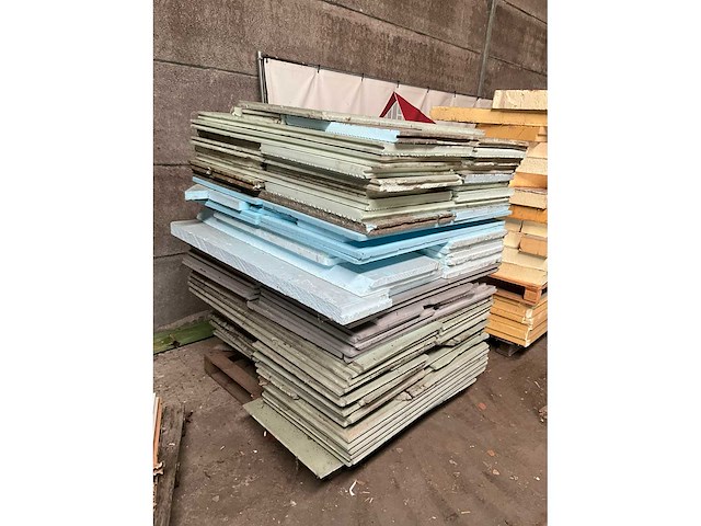 Partij diverse isolatie panelen xps in diverse diktes en afmetingen - afbeelding 3 van  4