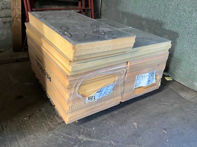 Partij diverse isolatie recticel eurowall 12 cm dikte (circa 7,90 m2) - afbeelding 2 van  4