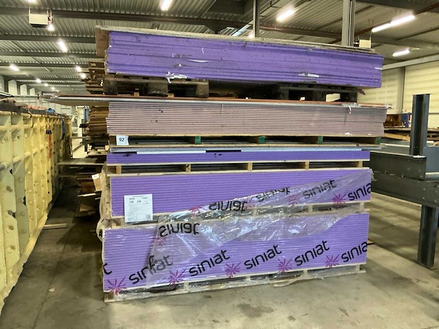 Partij diverse isolatieplaten - afbeelding 1 van  4