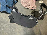 Partij diverse jumpers en body’s voor honden - afbeelding 6 van  11