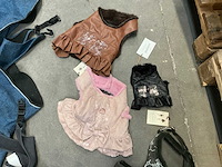 Partij diverse jumpers en body’s voor honden - afbeelding 4 van  11