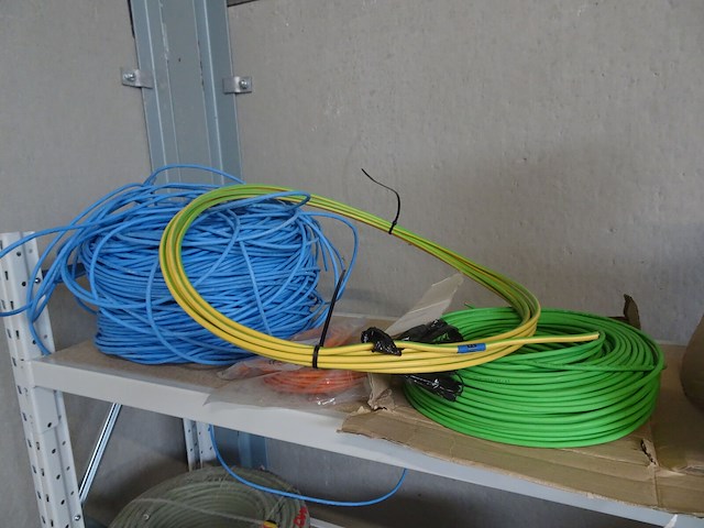 Partij diverse kabel - afbeelding 1 van  1