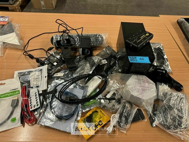 Partij diverse kabels pc smartphone etc - afbeelding 4 van  10