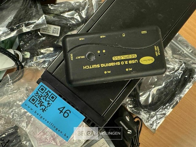 Partij diverse kabels pc smartphone etc - afbeelding 5 van  10