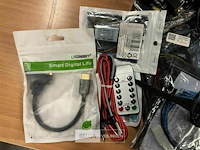 Partij diverse kabels pc smartphone etc - afbeelding 10 van  10