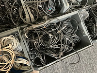 Partij diverse kabels voor audio en computer - afbeelding 3 van  12