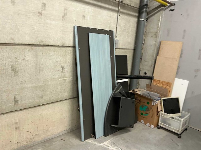 Partij diverse kantoormeubelen - afbeelding 4 van  4