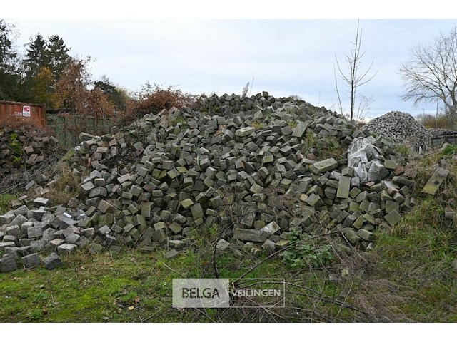 Partij diverse kasseien - afbeelding 1 van  11