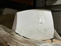 Partij diverse keramische tegels en plinten en meubels - afbeelding 4 van  24