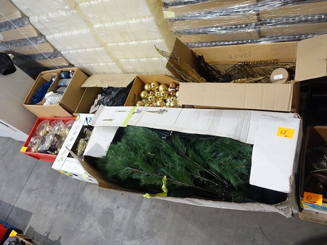 Partij diverse kerstmateriaal - afbeelding 1 van  13