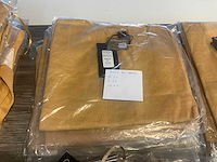 Partij diverse kledij waaronder archepitro - totaal circa 95 stuks - afbeelding 9 van  31