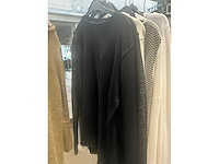 Partij diverse kledij waaronder archepitro - totaal circa 95 stuks - afbeelding 20 van  31