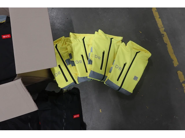 Partij diverse kleding - afbeelding 5 van  6
