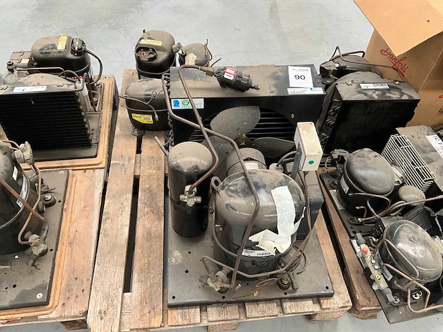 Partij diverse koelcompressoren - afbeelding 2 van  4