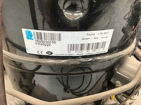 Partij diverse koelcompressoren - afbeelding 4 van  4