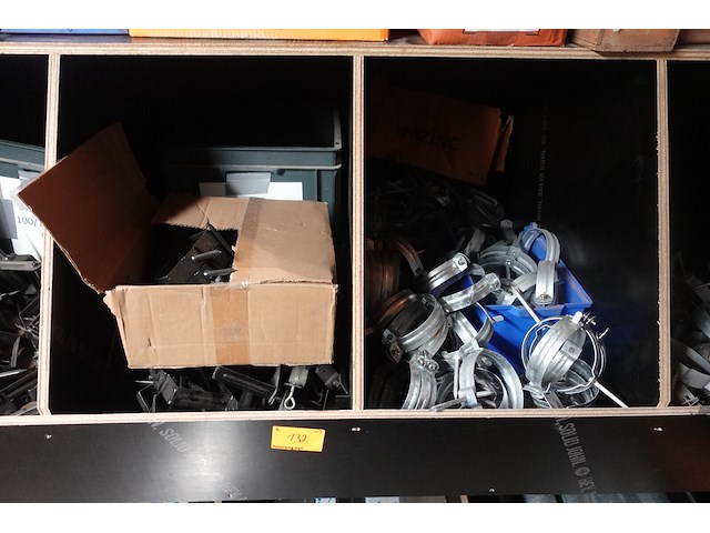 Partij diverse koppelstukken + bevestigingsmateriaal - afbeelding 7 van  42