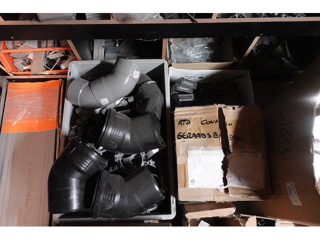 Partij diverse koppelstukken + bevestigingsmateriaal - afbeelding 36 van  42