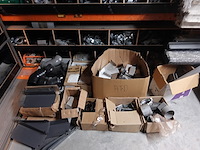 Partij diverse koppelstukken + bevestigingsmateriaal - afbeelding 34 van  42