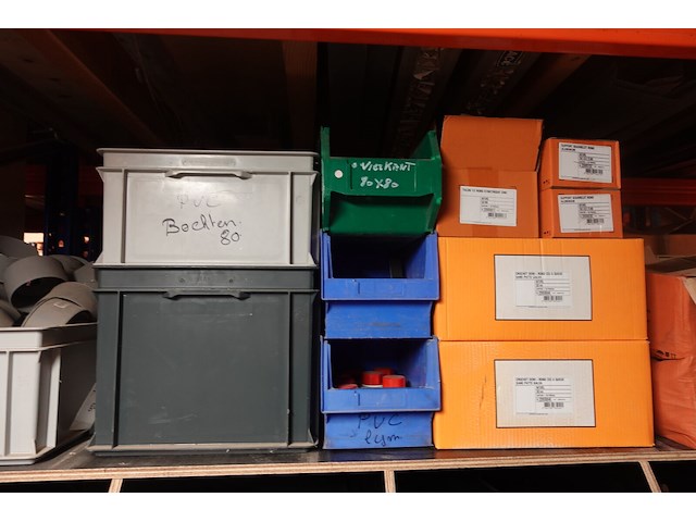 Partij diverse koppelstukken + bevestigingsmateriaal - afbeelding 41 van  42