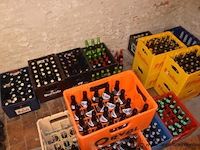 Partij diverse kratten met bieren en frisdranken, o.a. chimay, duvel, westmalle, orval, coca-cola, lipton, gini - afbeelding 2 van  4