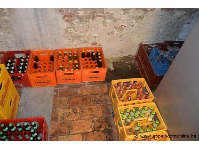 Partij diverse kratten met bieren en frisdranken, o.a. chimay, duvel, westmalle, orval, coca-cola, lipton, gini - afbeelding 3 van  4