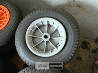 Partij diverse kruiwagenwielen - afbeelding 4 van  6