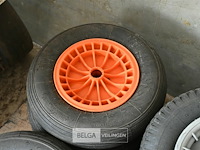 Partij diverse kruiwagenwielen - afbeelding 5 van  6