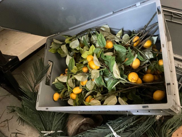 Partij diverse kunstplanten - afbeelding 2 van  5