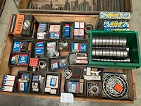 Partij diverse lagers en toebehoren