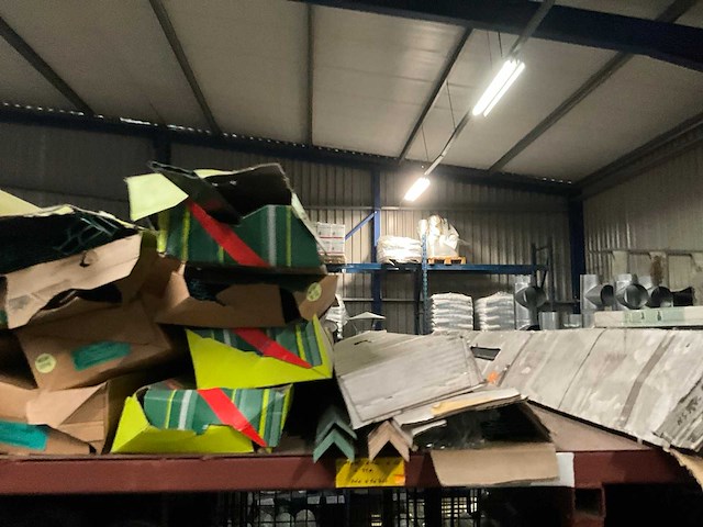 Partij diverse lamellen - afbeelding 10 van  12