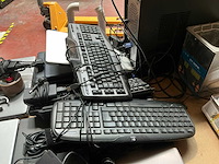 Partij diverse laptops, desktop en toebehoren - afbeelding 8 van  12