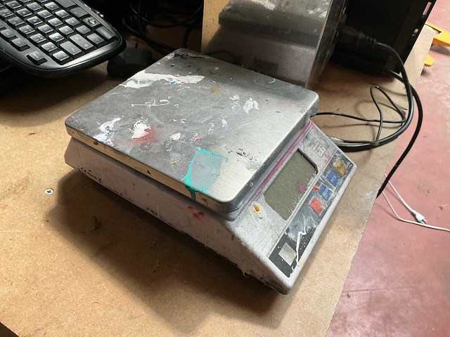 Partij diverse laptops, desktop en toebehoren - afbeelding 9 van  12