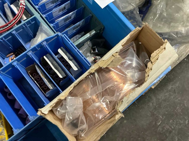 Partij diverse lastoebehoren - afbeelding 2 van  7