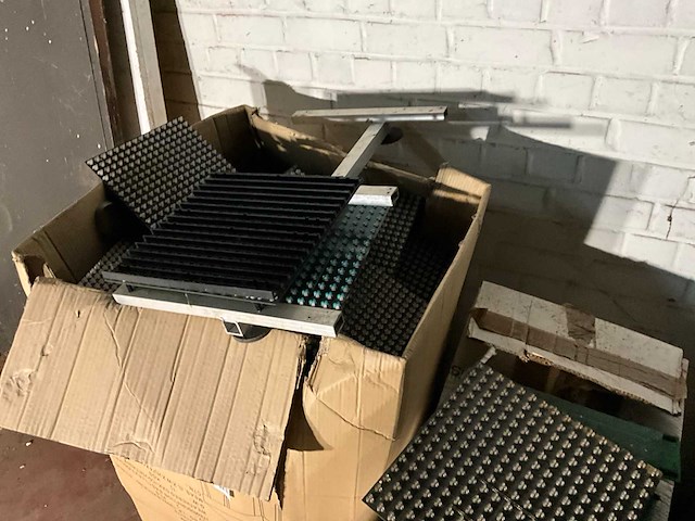 Partij diverse led panelen en toebehoren - afbeelding 7 van  15