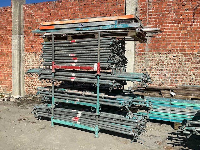 Partij diverse liggers - afbeelding 1 van  7