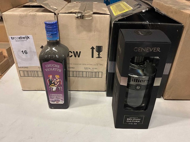 Partij diverse likeuren, aperitieven en sterke dranken - afbeelding 2 van  3