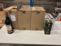 Partij diverse likeuren, aperitieven en sterke dranken