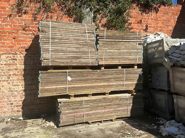 Partij diverse loopplanken - afbeelding 2 van  3