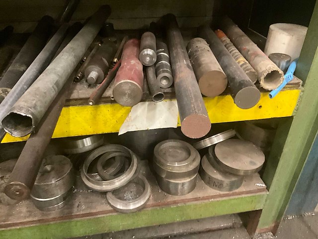 Partij diverse machine onderdelen en toebehoren - afbeelding 3 van  11