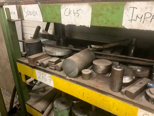 Partij diverse machine onderdelen en toebehoren - afbeelding 8 van  11