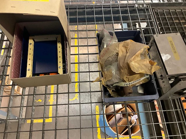 Partij diverse machineonderdelen - afbeelding 6 van  8